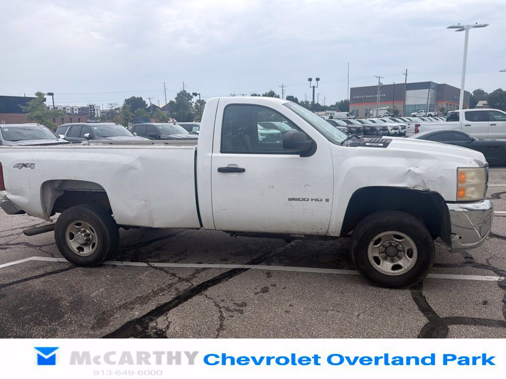Used 2009 Chevrolet Silverado 2500 W/T AWD/4WD image 2