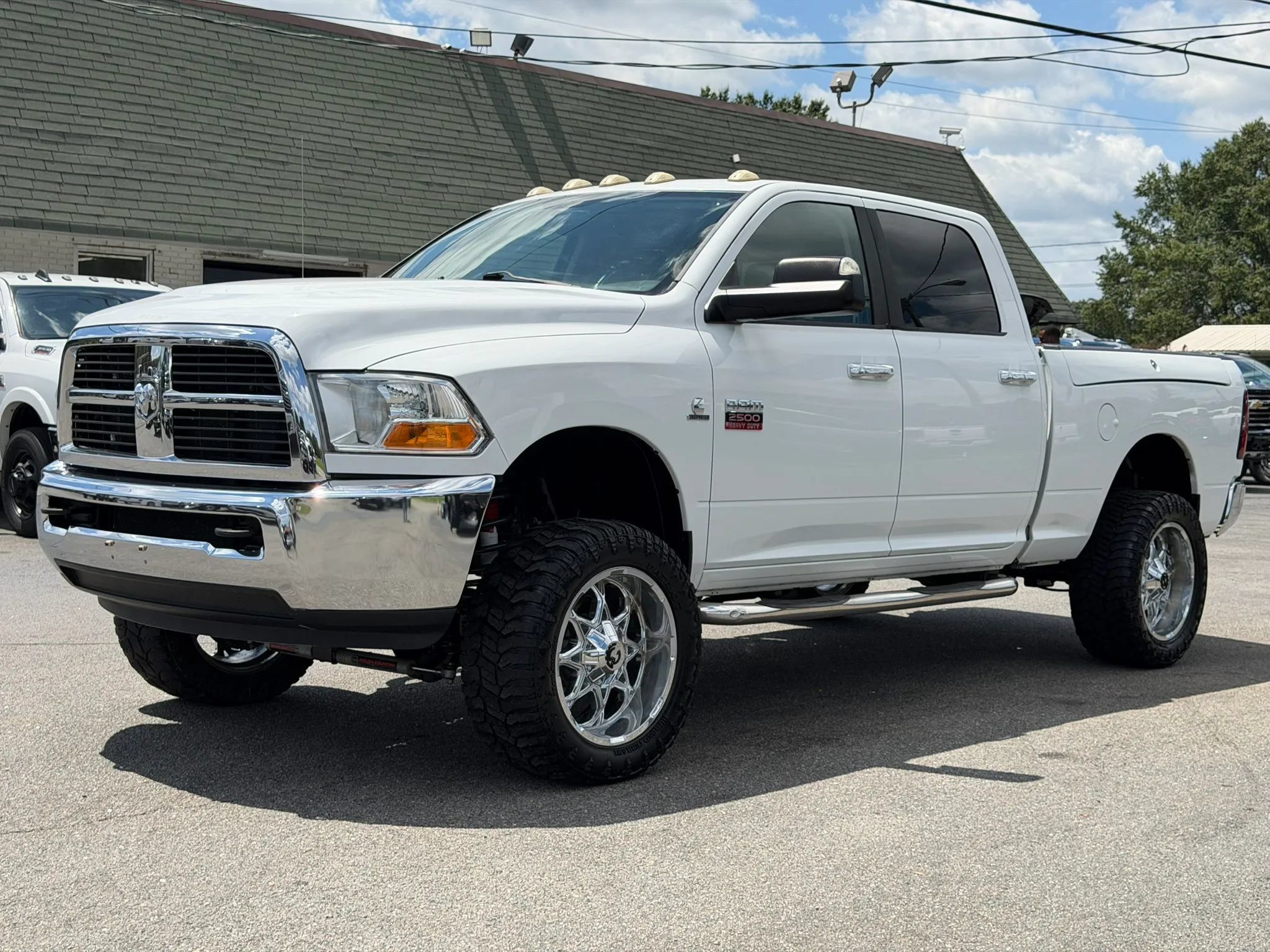 Used 2012 RAM 2500 SLT w/ Luxury Group AWD/4WD image 9