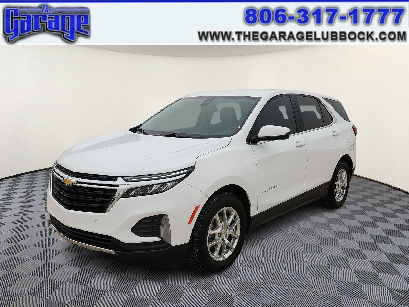Used 2024 Chevrolet Equinox LT FWD image 1