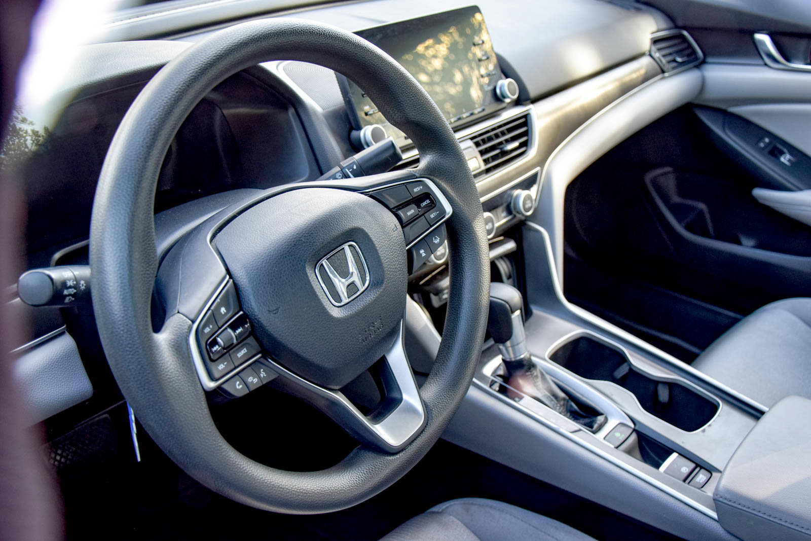 Used 2018 Honda Accord LX image 22