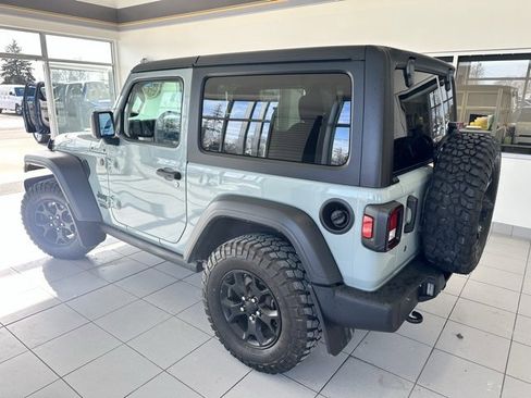 Used 2023 Jeep Wrangler Sport image 6