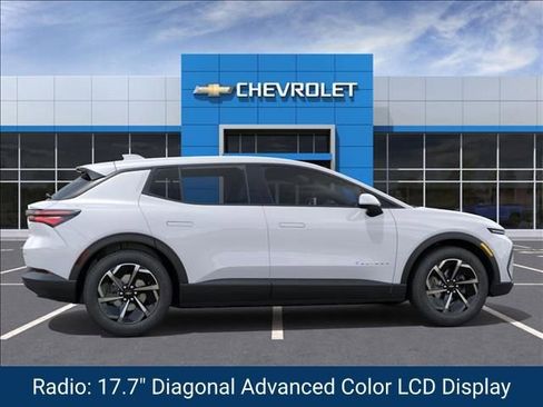 New 2026 Chevrolet Equinox EV LT image 5