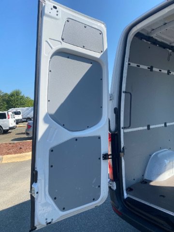 Used 2025 Mercedes-Benz Sprinter 2500 image 8