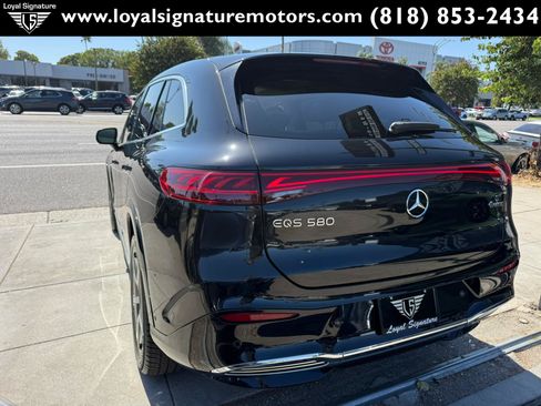 Used 2023 Mercedes-Benz EQS 580 4MATIC SUV image 5