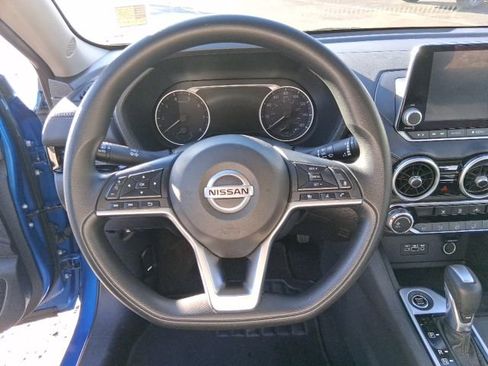 Used 2023 Nissan Sentra SV image 18