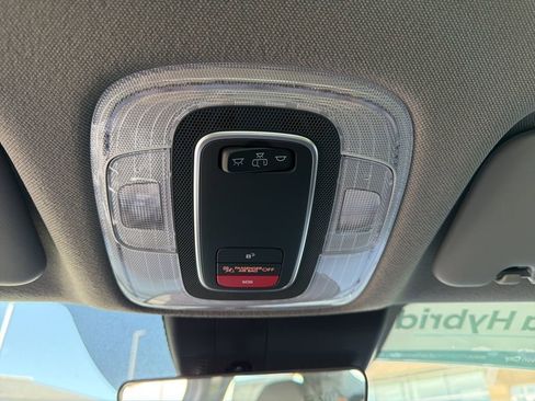 New 2025 Hyundai Elantra SEL FWD image 27