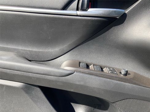 Used 2024 Toyota Camry LE image 26