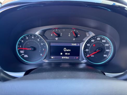 Certified 2023 Chevrolet Traverse LT w/ Rear Camera Mirror Package image 31