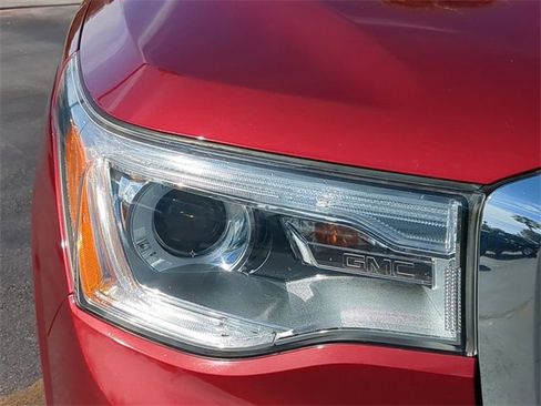 Used 2019 GMC Acadia Denali w/ Technology Package image 10