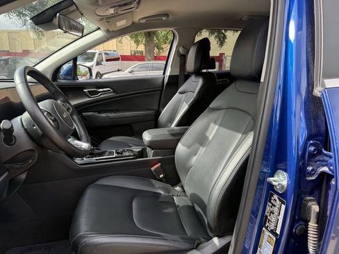 Used 2023 Kia Sportage EX FWD image 26