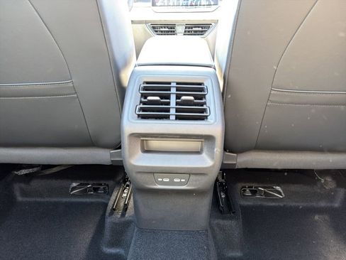 New 2026 Volkswagen Tiguan SE R-Line FWD image 21