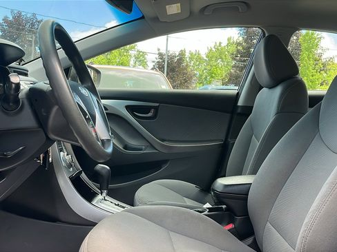 Used 2011 Hyundai Elantra GLS w/ Preferred Equipment Pkg 3 FWD image 11