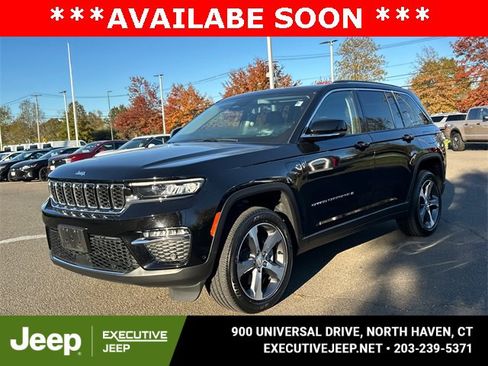 Used 2023 Jeep Grand Cherokee 4WD 4xe w/ Luxury Tech Group II image 5