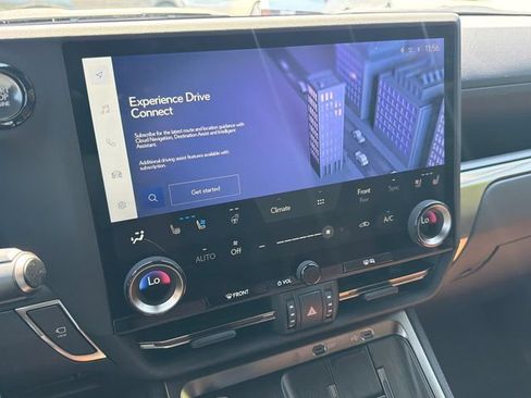Used 2024 Lexus GX 550 w/ Accessory Package (Z1) AWD/4WD image 26