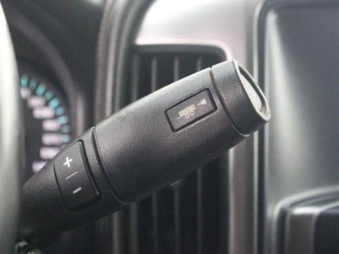 Used 2014 Chevrolet Silverado 1500 LTZ image 31