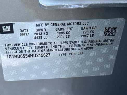 Used 2017 Chevrolet Volt Premier w/ Driver Confidence II Package image 37