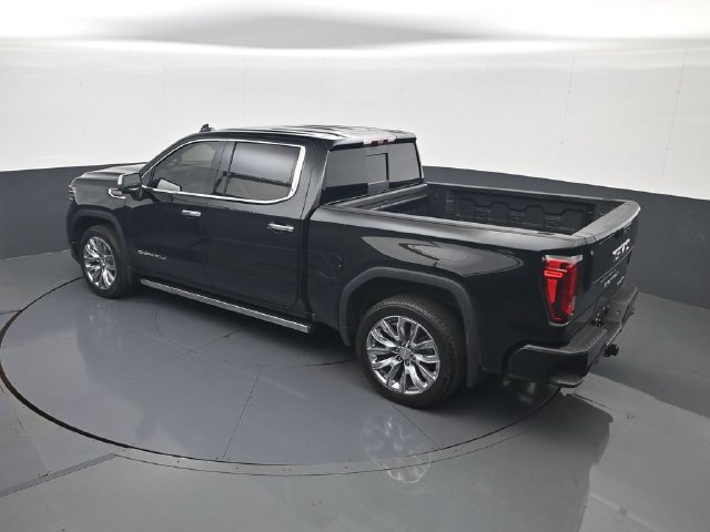 Used 2024 GMC Sierra 1500 Denali AWD/4WD image 19