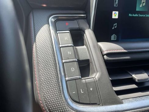 Used 2022 Chevrolet Tahoe RST w/ Luxury Package AWD/4WD image 37
