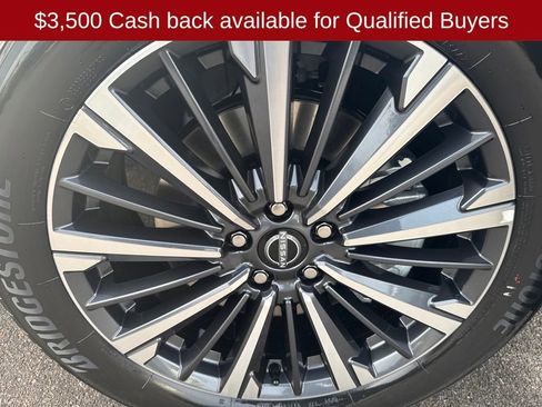 New 2026 Nissan Pathfinder Platinum image 40