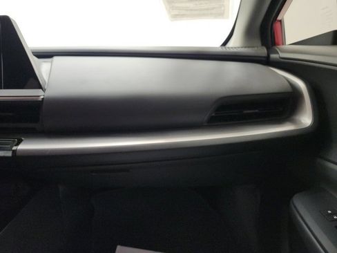 Used 2026 Toyota Prius LE image 67