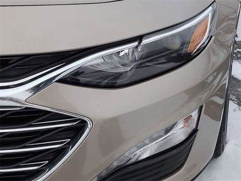 Used 2023 Chevrolet Malibu LT image 11