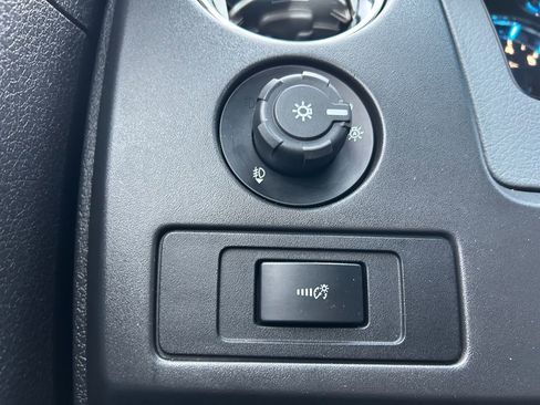 Used 2013 Ford F150 XLT w/ Luxury Equipment Group image 21