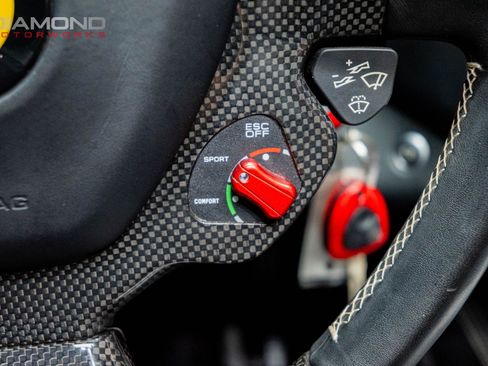 Used 2015 Ferrari California T image 91