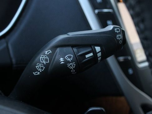 Used 2018 Lincoln MKX Reserve w/ Lincoln MKX Climate Package image 10