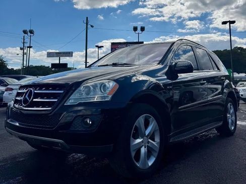 Used 2009 Mercedes-Benz ML 320 ML 320 BlueTEC AWD 4MATIC 4dr image 4