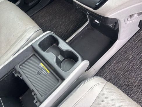 Used 2022 Honda Odyssey Elite image 21