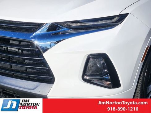 Used 2019 Chevrolet Blazer Premier w/ Sun and Wheels Package image 11