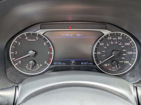 Used 2023 Nissan Altima 2.5 SR FWD image 32