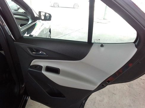 Used 2021 Chevrolet Equinox LS w/ LPO, Floor Liner Package FWD image 23