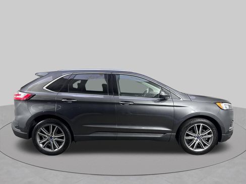 Used 2020 Ford Edge Titanium w/ Class II Trailer Tow Package AWD/4WD image 36