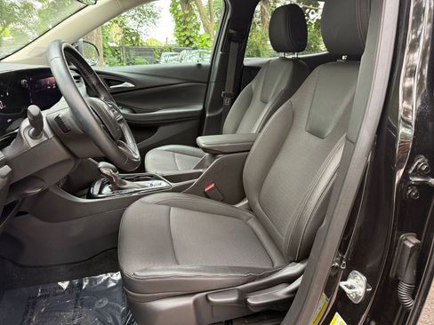 Used 2025 Buick Encore GX Preferred image 30