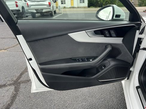 Used 2022 Audi A4 2.0T Premium Plus image 11