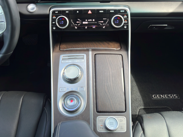 Used 2023 Genesis GV80 2.5T AWD/4WD image 17