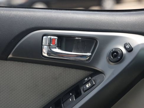 Used 2013 Kia Forte EX FWD image 39