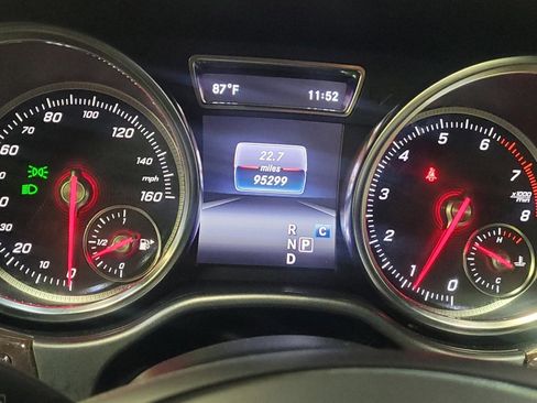 Used 2018 Mercedes-Benz GLS 450 4MATIC w/ Premium Package image 23