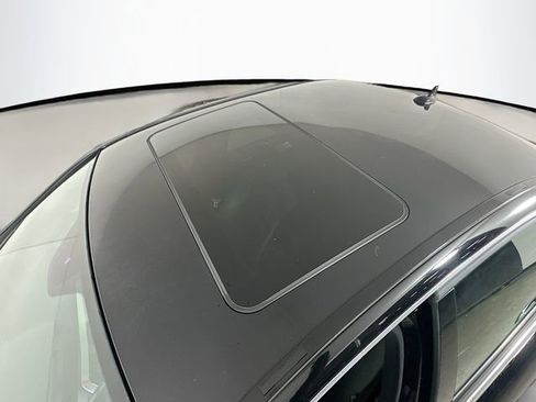 Used 2014 Mercedes-Benz C 300 4MATIC Sedan image 21