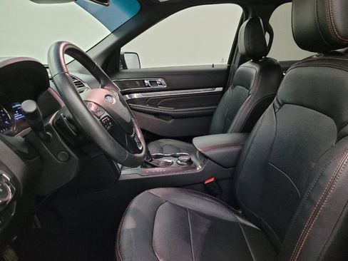 Used 2019 Ford Explorer Sport w/ Equipment Group 401A image 17