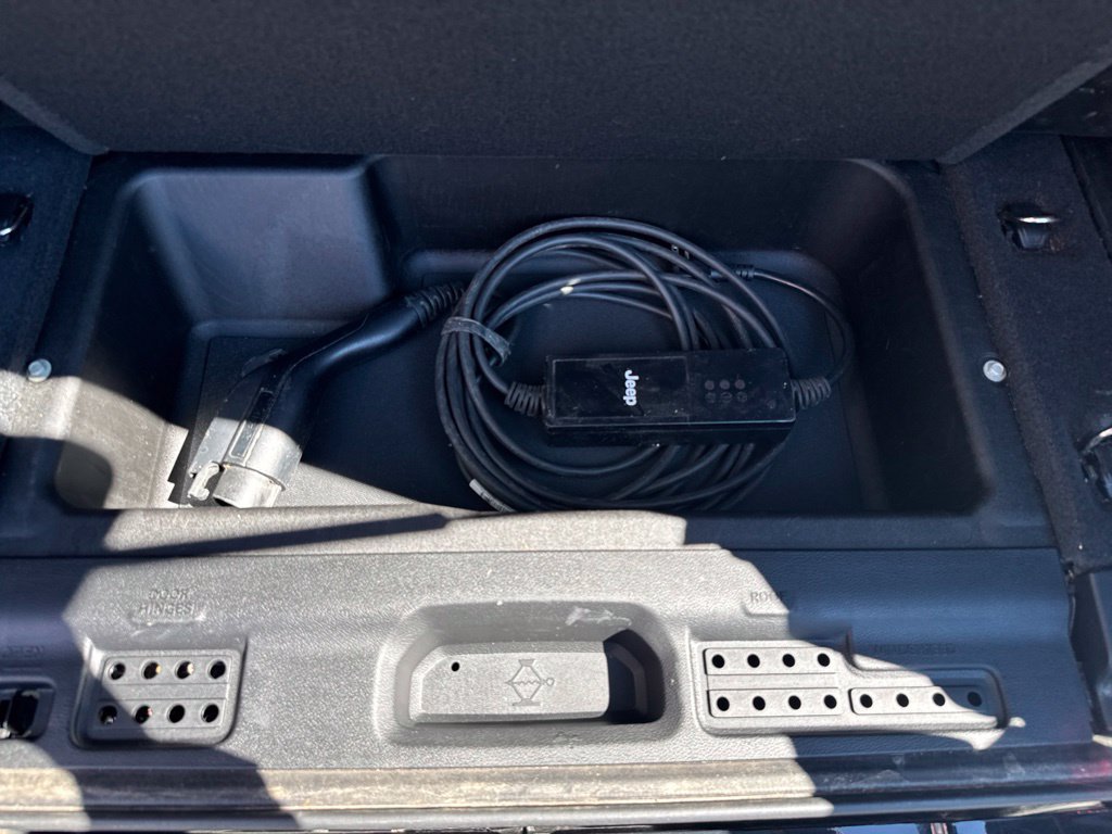 Used 2021 Jeep Wrangler Unlimited Sahara AWD/4WD image 59