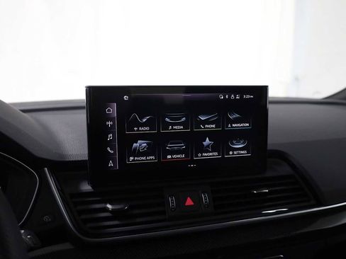 Used 2024 Audi SQ5 Premium Plus w/ Premium Plus Package image 30