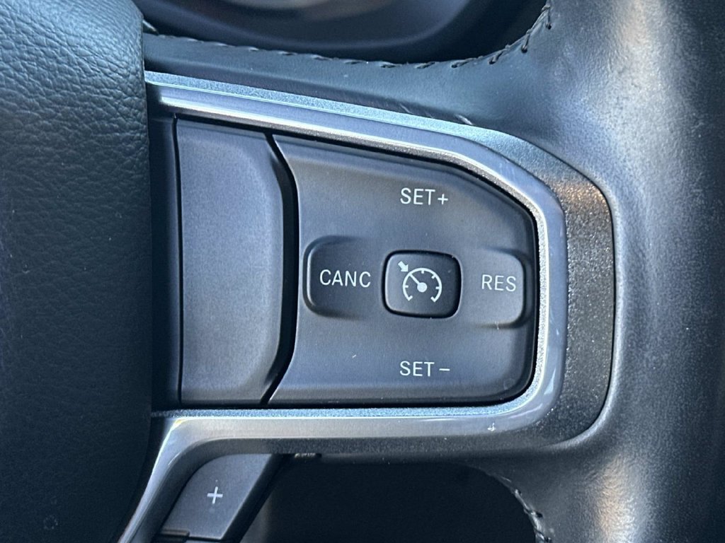 Used 2021 RAM 1500 Laramie AWD/4WD image 28