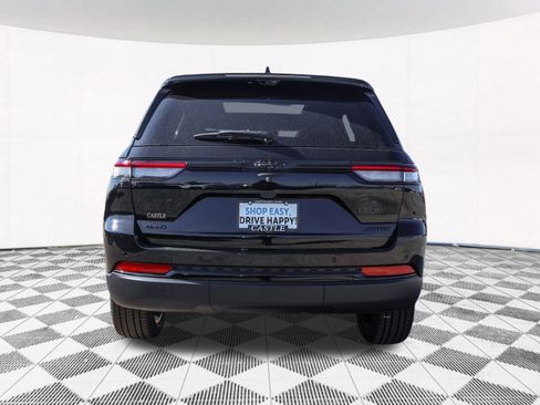 New 2025 Jeep Grand Cherokee Limited w/ Luxury Tech Group II image 13