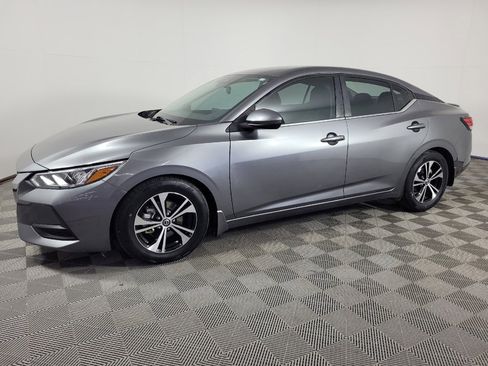 Used 2021 Nissan Sentra SV FWD image 2