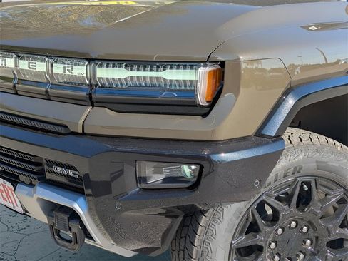 New 2026 GMC Hummer EV 4x4 Crew Cab image 3