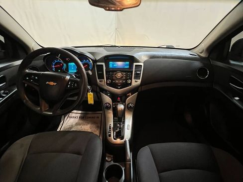 Used 2016 Chevrolet Cruze LT FWD image 7