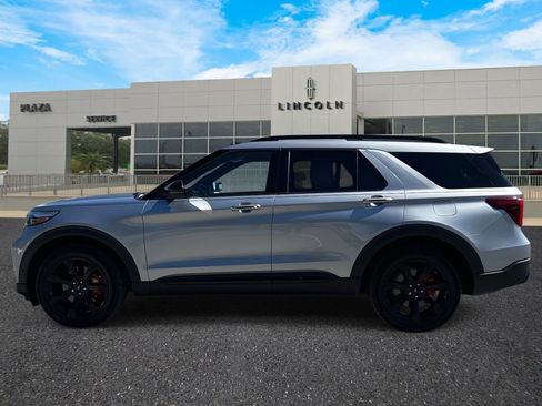 Used 2020 Ford Explorer ST w/ ST Street Pack image 6