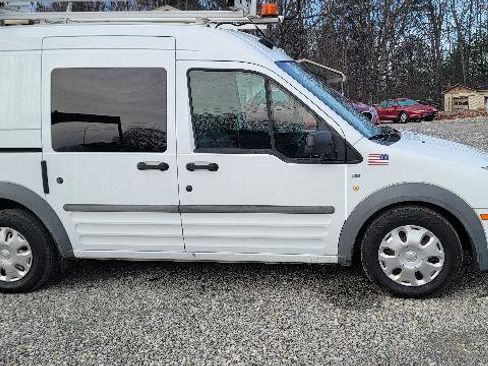 Used 2011 Ford Transit Connect XLT image 3